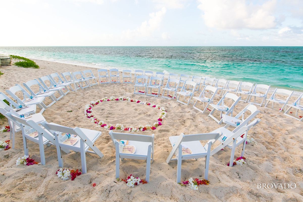 Becca & Andy’s Destination Wedding In The Bahamas | Minneapolis Wedding ...